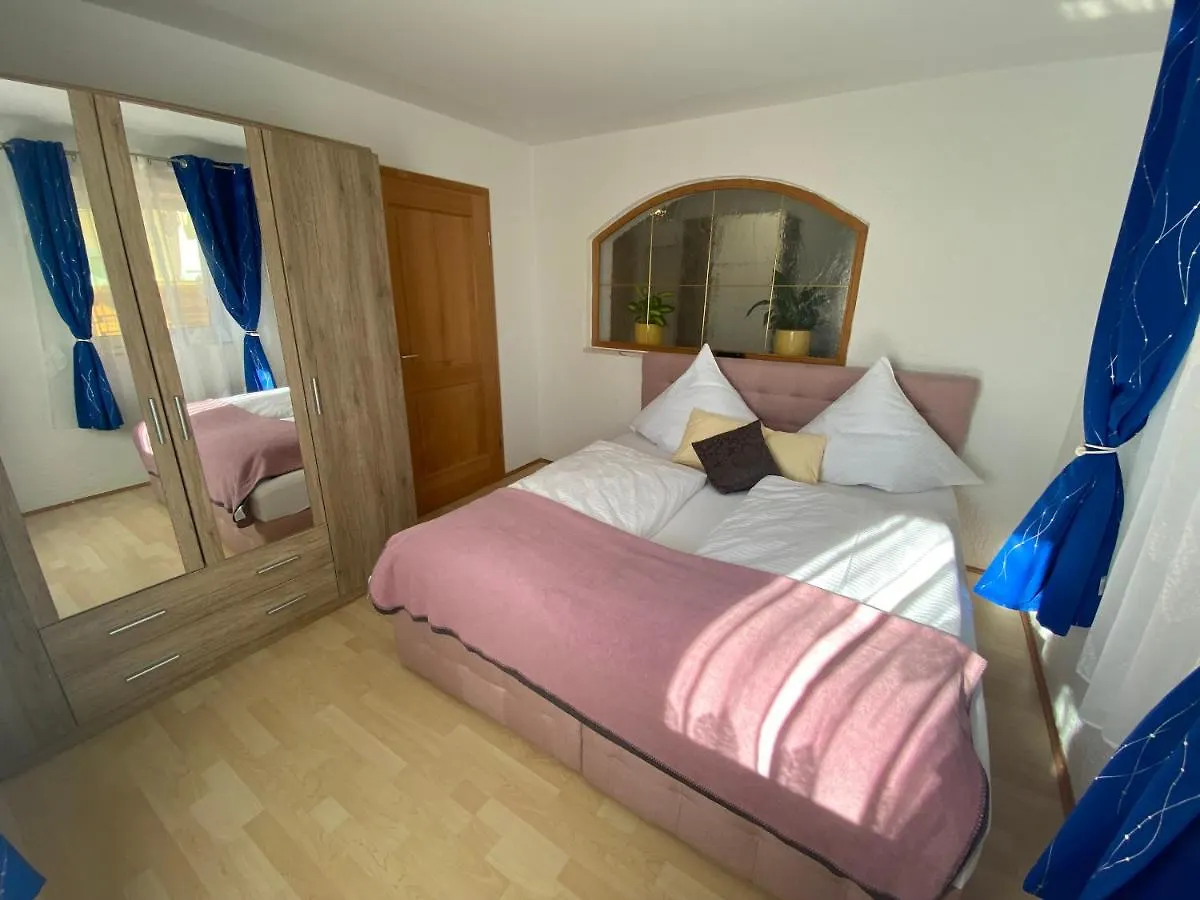 Pension Am Weberhof Nur 20 Autominuten Von Muenchen Ebersberg Guest house