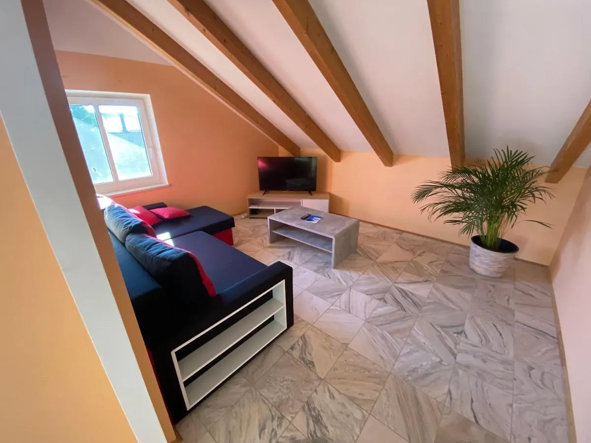 Pension Am Weberhof Nur 20 Autominuten Von Muenchen Ebersberg 0*,  Germany