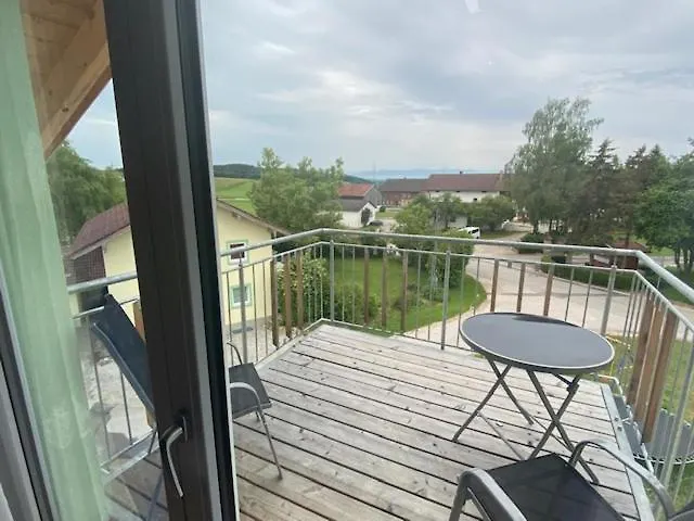 Pension Am Weberhof Nur 20 Autominuten Von Muenchen Ebersberg Guest house