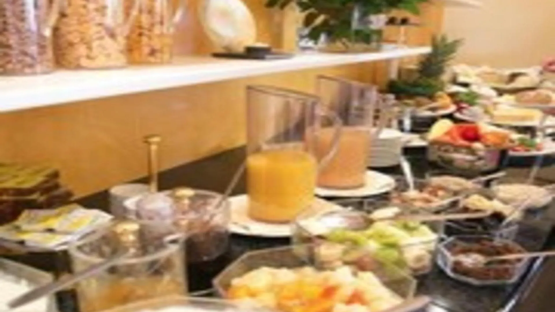 Guest house Pension Am Weberhof Nur 20 Autominuten Von Muenchen Ebersberg