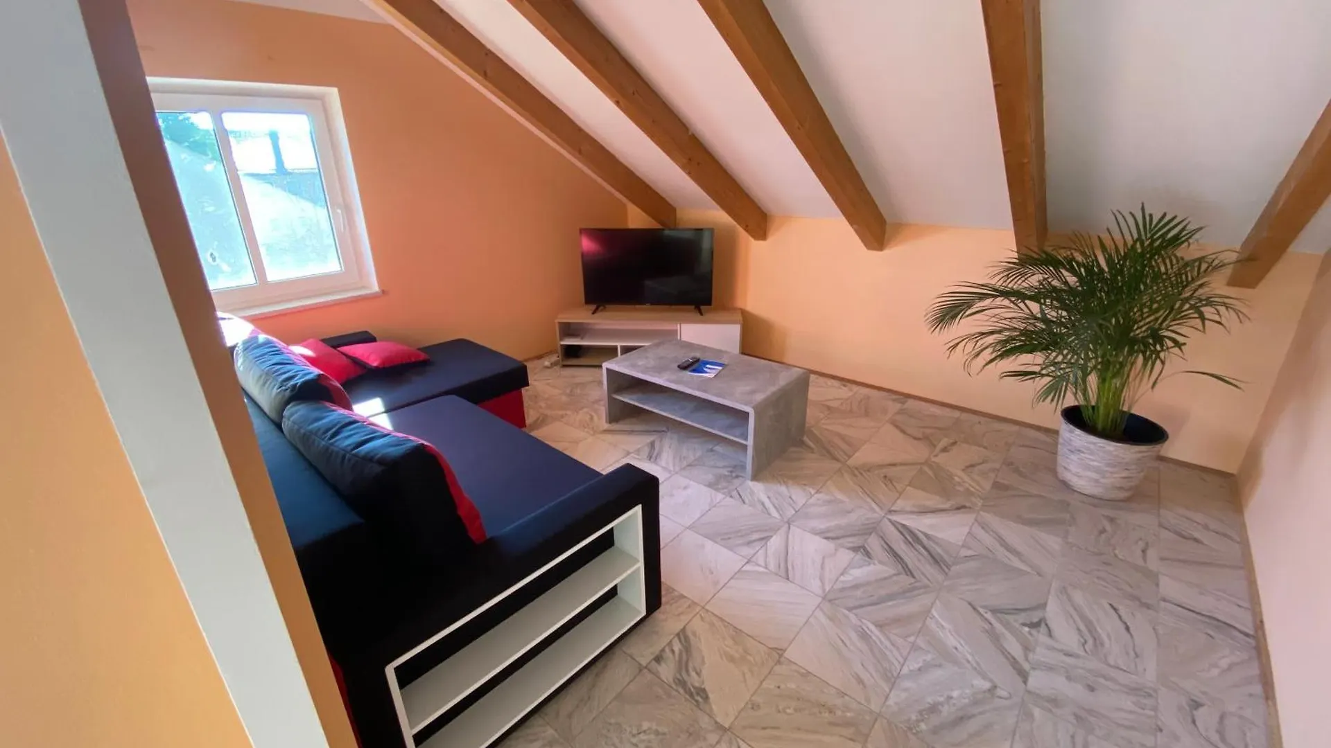 Pension Am Weberhof Nur 20 Autominuten Von Muenchen Ebersberg 0*,
